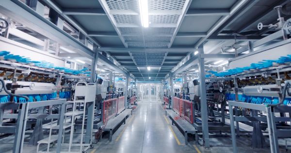 英科医疗凭借三十余年技术沉淀与七大生产基地协同布局