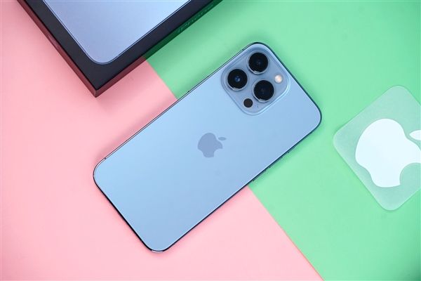 iPhone 13系列电池续航实测：无可争议的王者