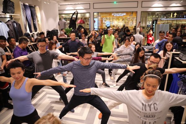 lululemon 廣州門店活動(dòng)