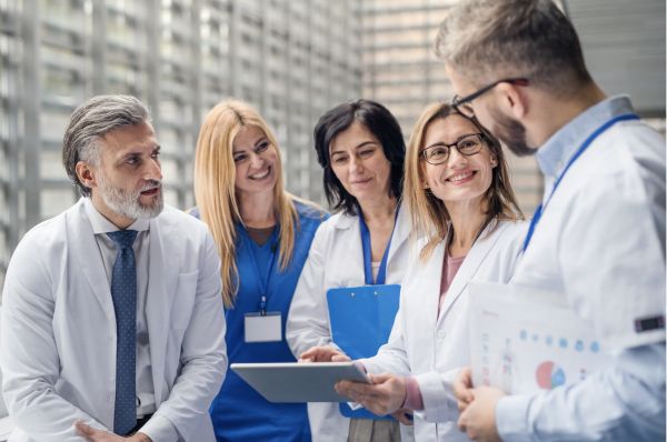 美國醫(yī)療診所 - 專業(yè)病假條代開和醫(yī)療證明服務