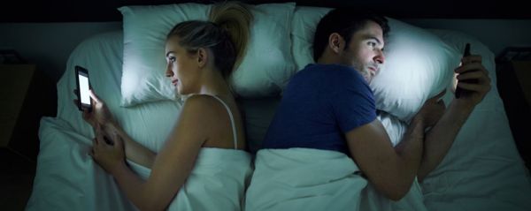 適合夫妻晚上看的愛情電視劇 適合夫妻晚上看的電影