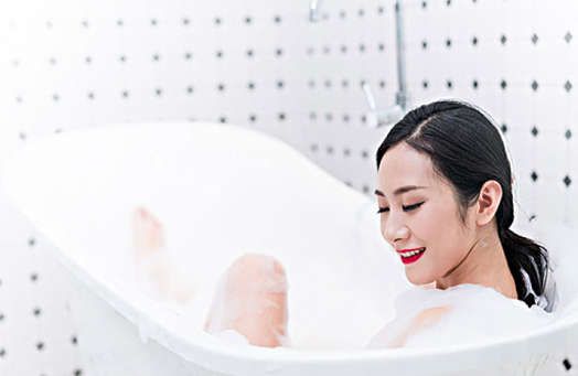 如何健康地洗熱水澡和冷水澡