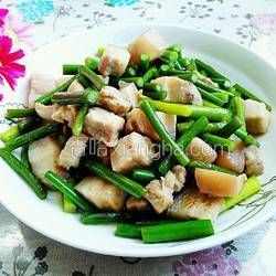蒜薹炒肉的做法[图]