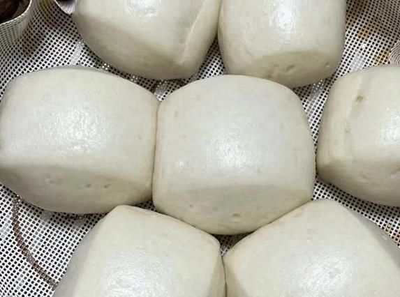 老面饅頭香卻難控，酵母快手，哪個(gè)更健康？