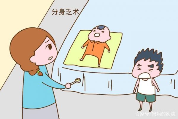 二胎家庭可能会面临的困境，宝妈表示：崩溃又心酸