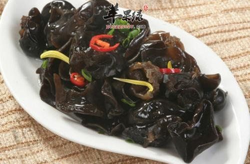 食用黑木耳的注意事项