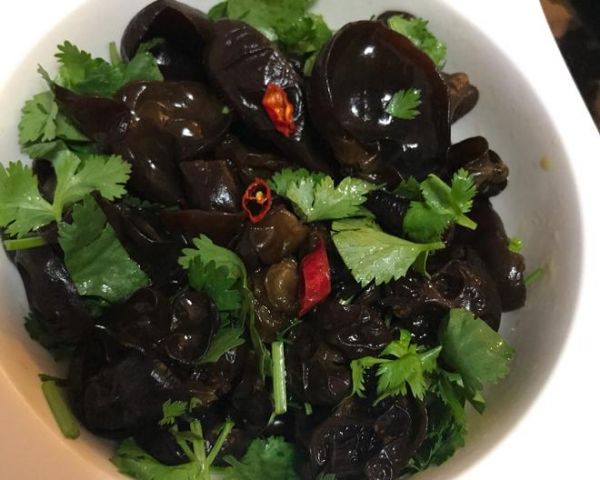 凉拌爽口黑木耳的做法