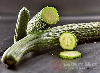 黄瓜具有清热利水，解毒消肿，生津止渴的功效