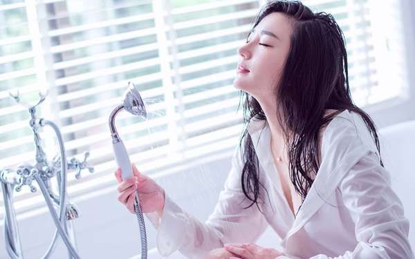 手很胖如何改善,怎么簡單瘦手指