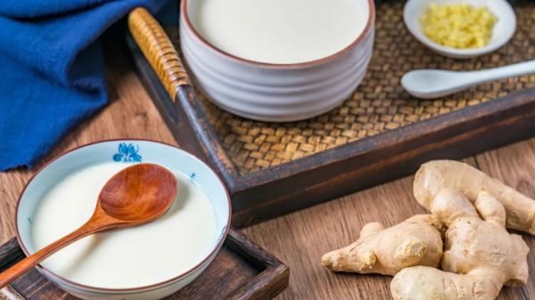 喝牛奶時做一個小改變，血脂降了、血糖穩(wěn)了、腸道好了→