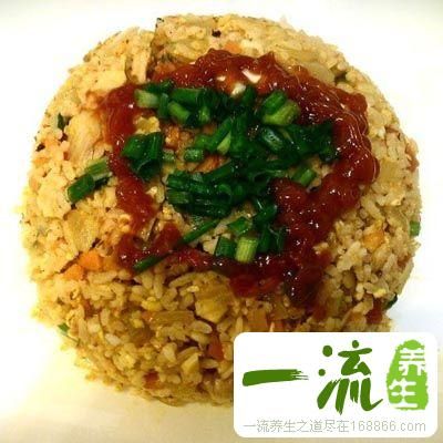 番茄醬炒飯 酸酸甜甜新吃法