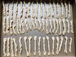 【无糖无黄油+纯全麦低卡】芝士️巧克力双色牛奶棒，脆脆香香的健康小零食的做法 步骤5