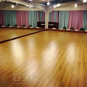 杭州嬋院瑜伽學院教學環(huán)境