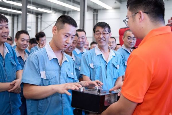 從“精準(zhǔn)賦能”到“長效護(hù)航” 2025濟(jì)南市工傷預(yù)防機(jī)械行業(yè)培訓(xùn)走進(jìn)為爾機(jī)械(山東)有限公司