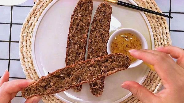 不長肉早餐，不用手套膜的面包，無糖全麥面包的簡單做法