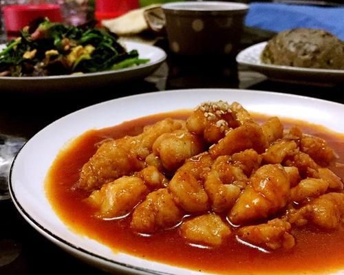 美味健康的糟溜龙利鱼片（传统菜式新口味，多种配菜搭配营养更全面）