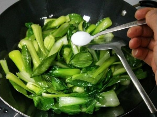 純奶手撕吐司的做法 步驟1