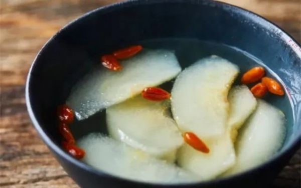 香梨與其他食材搭配煮水