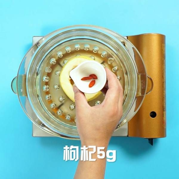 香梨煮水慢燉過程