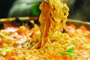 添加劑最多的九大零食排行 為了你的健康遠(yuǎn)離它們