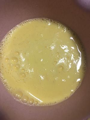 超级滑嫩的牛奶鸡蛋的做法 步骤2