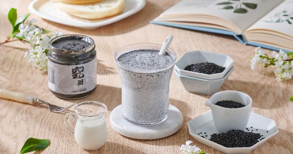 示意圖：一個(gè)更好的早餐開始 - 臺(tái)灣黑芝麻牛奶