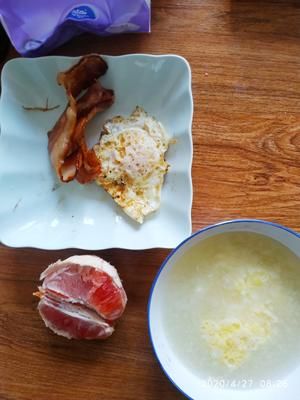 第一天 陳喬恩微博減肥食譜 禁糖禁淀粉 不禁肉 西柚減肥法的做法 步驟1