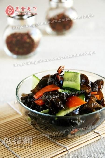 排毒养颜菜-凉拌黄瓜木耳