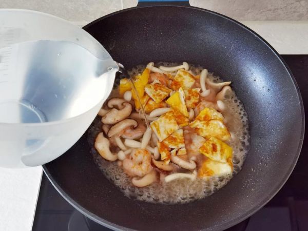 純奶手撕吐司的做法 步驟1