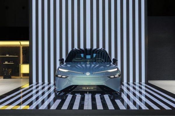 ID. EVO概念车亮相，金标大众主打智能与安全