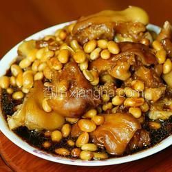 红焖黄豆猪蹄煲的做法[图]