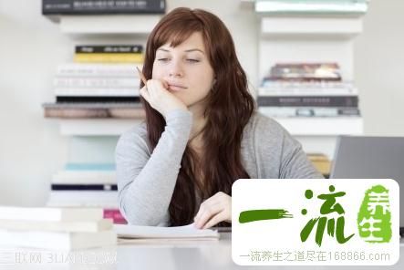 簡(jiǎn)單保健動(dòng)作舒緩五疲勞癥狀