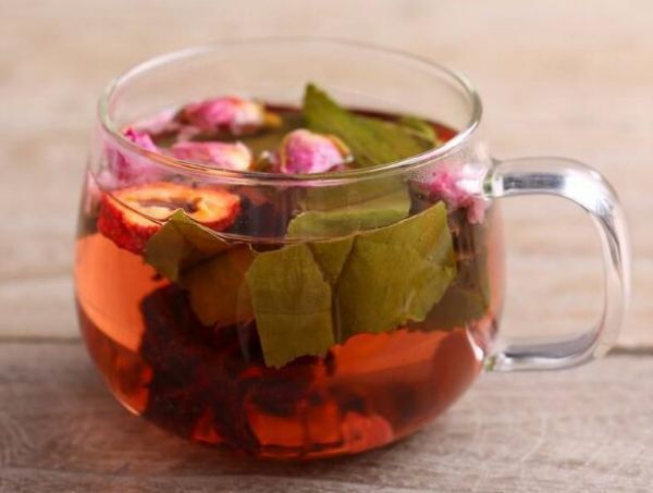 小小荷葉作用大，純天然荷葉花草茶配方，助你降脂降體重排毒養(yǎng)顏