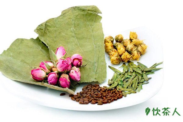 荷葉配什么去掉寒性，荷葉茶的正確泡法(搭配山楂與玫瑰最佳)