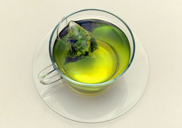 經常喝荷葉茶的正確方法和好處