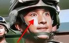 真没想到！镜头里那个眼神超坚定的，竟然是个孩子！