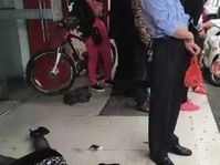 女子和店员争执后身亡家属索赔218万(女子和店员争执后身亡家属索赔218万是真的吗)