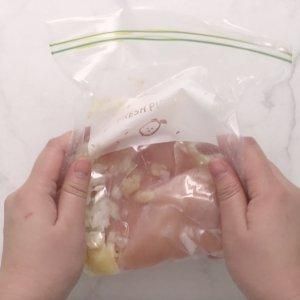 清新减脂的酸奶鸡胸肉沙拉