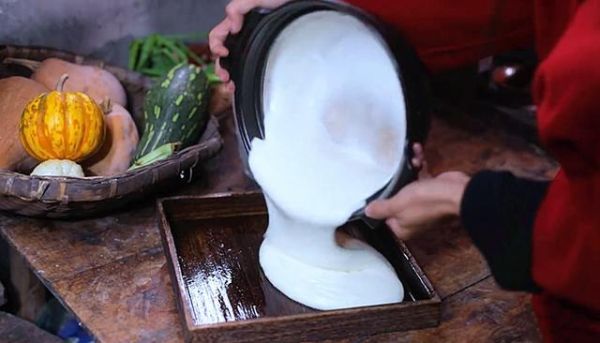 李子柒做的紫薯米糕，好看又好吃，方法教给你，自己在家就能做