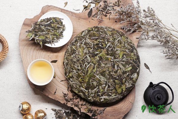 高血糖喝什么茶好，绿茶/苦荞茶(这五种茶能够有效降低血糖)