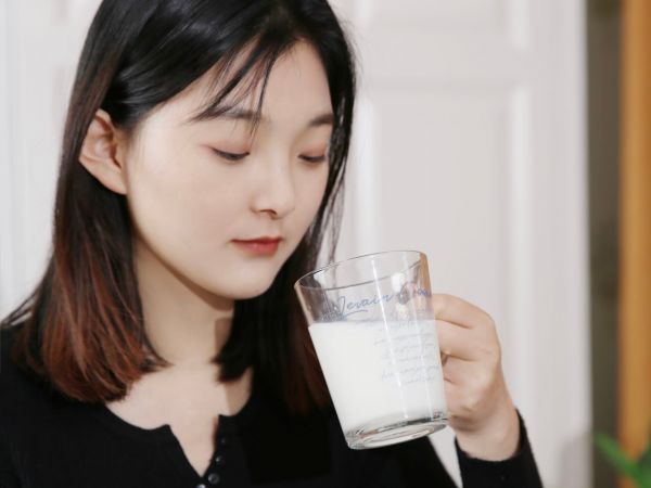 干货科普，教你挑选适合成人的好牛奶！的第3张示图