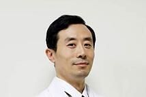 隆鼻整形哪种方式比较好_彩牛养生