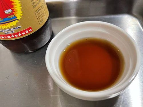 ナンプラーとは？エスニックな味の代表調味料