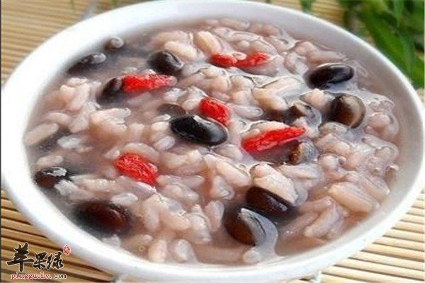 黑豆枸杞粥4.jpg