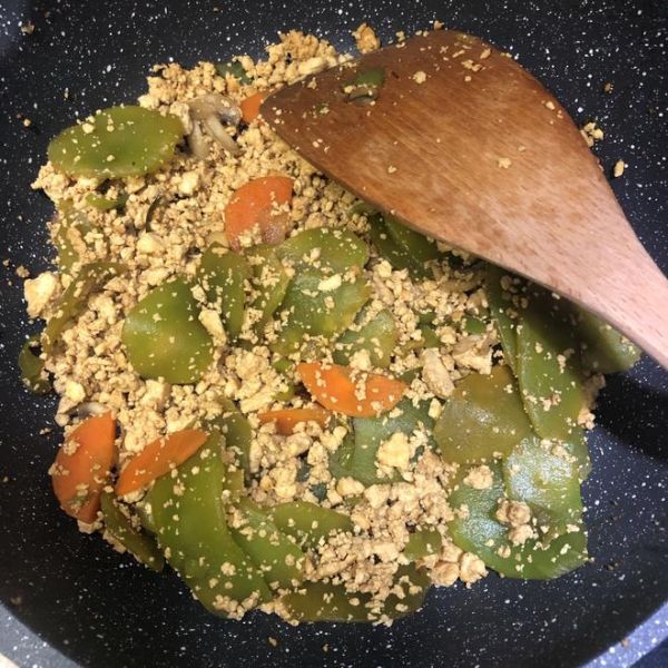 杜坎食譜/減脂餐—無(wú)米炒飯，低卡吃飽飽！的做法