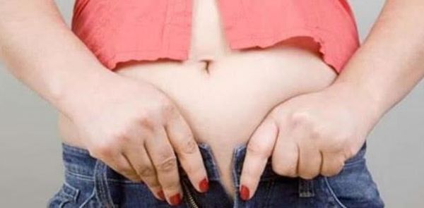 女人早起空腹吃“它”，坚持一周，不仅瘦身，脸比同龄人显年轻