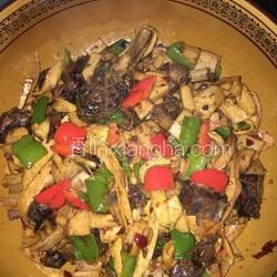 干锅鸭肉的做法[图]