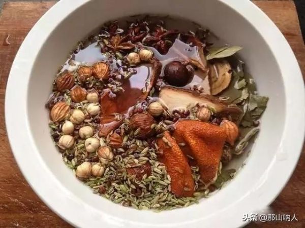 美食秘籍：麻辣鸭头配方，商用家用都可以