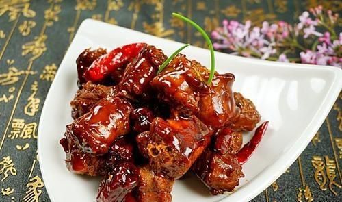 追剧零嘴——秘制麻辣鸭脖，让心灵和味蕾得到双重放松