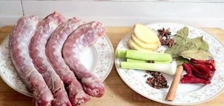 追剧零嘴——秘制麻辣鸭脖，让心灵和味蕾得到双重放松